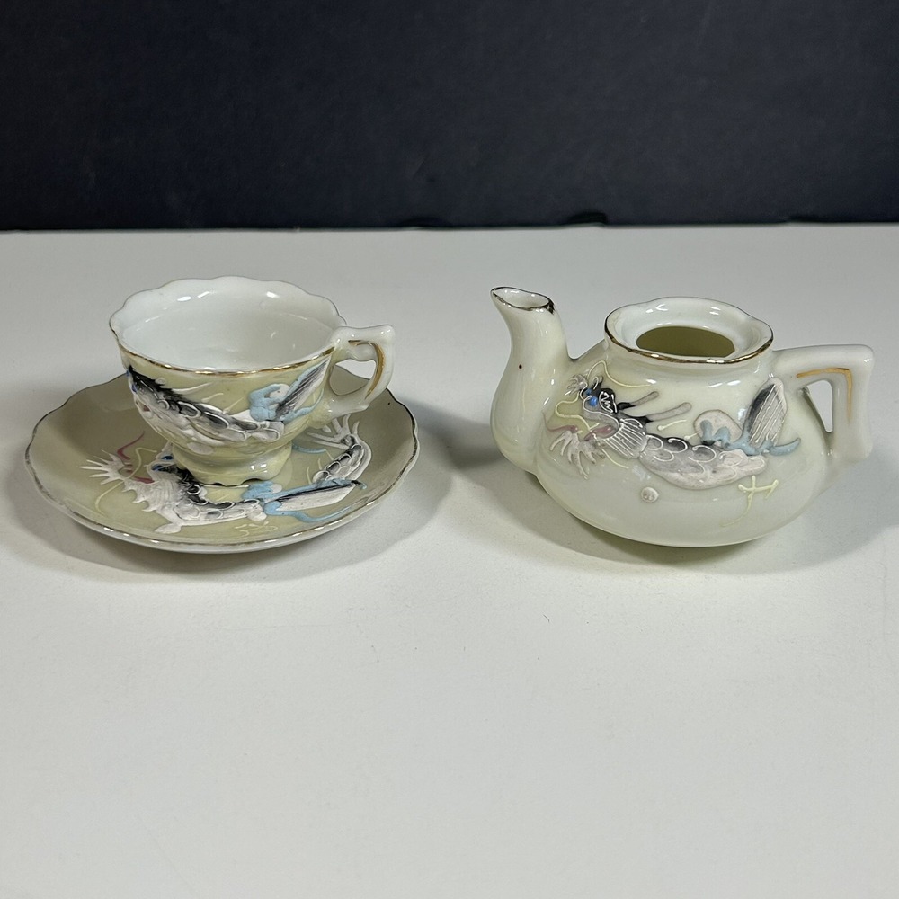 VTG. Miniature‎ Dragon Ware Blue Teapot with Teacup/Saucer READ